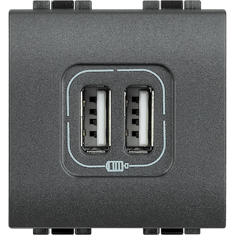 tomacorriente con usb bticino