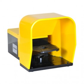 Interruptor de pedal LOVATO carcasa de plástico 1NO+1NC KG200S11
