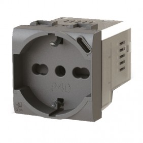 Bticino Livinglight 4B.L.P40 3.0A Bipass und Schuko 4Box P40 Steckdose mit USB 3.0A