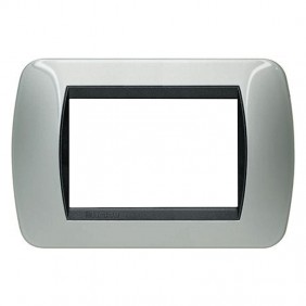 Bticino Living International placa 3 módulos...