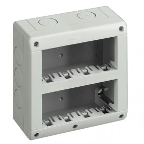 Bticino IP40 housing 8 vertical modules 25408V