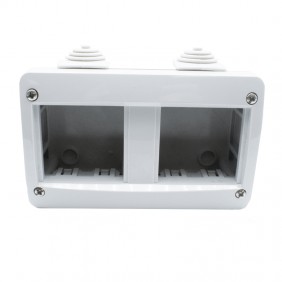 ABB Caja IP40 4 plazas 4 módulos 2CSK2440CH