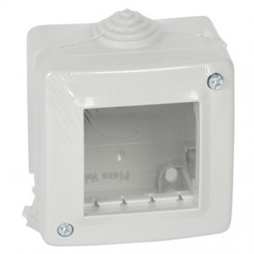 Caja Legrand montaje en pared 2 puestos IP40...