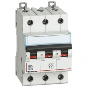 BTICINO circuit BREAKER 3-POLE 40A C CURVE 4.5...