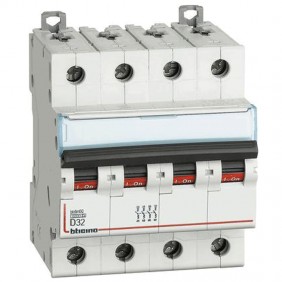 Bticino interruttore magnetotermico 4P D 32A...