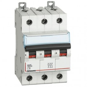 Breaker, Bticino breaker 3P 6A 3 modules FA83C6