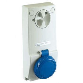 Schneider vertical interlocked socket 2X32A+E...