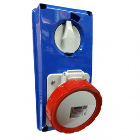 Gewiss vertical interlocked socket 3P+E 32A...
