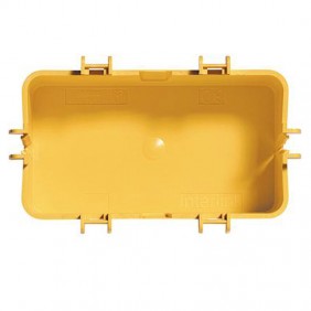 Bticino box 4 modules in channels and columns...