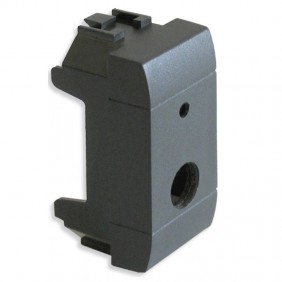 Hiltron cap Living International IRTNL