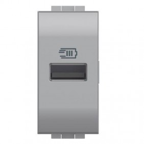 Cargador USB 5 Vdc tensión Bticino LivingLight...