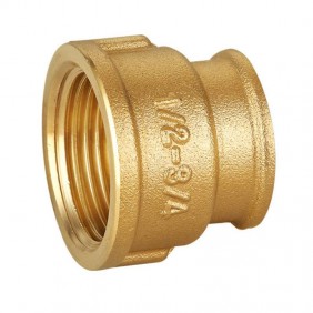 Manguito reducido para tubos IBP F/F 1 1/2 x 1...