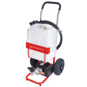 Pompe pour le nettoyage des installations...