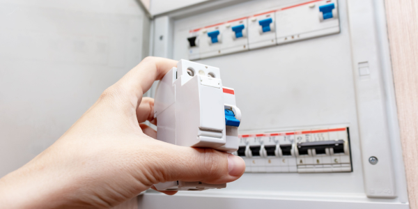 Qu’est-ce qu’un disjoncteur
