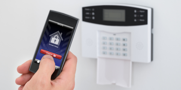 Alarm aktivieren und deaktivieren