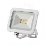 Los PROYECTORES de EXTERIOR : Haluro de metal y Led